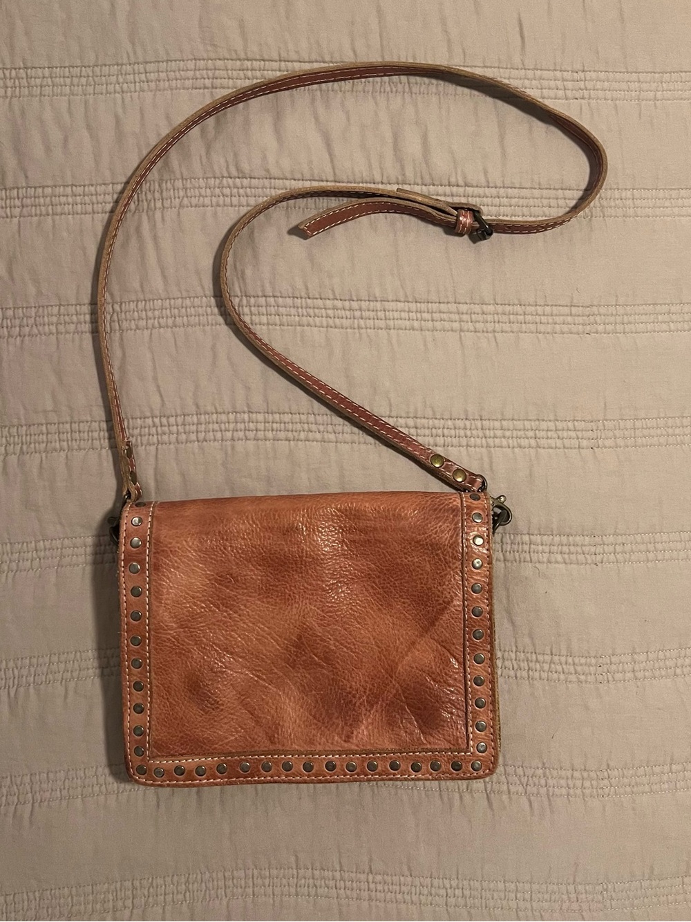Never Mind! Stud-Trim Leather Crossbody Bag Rusty Brown Rodeo Cowgirl Western - Picture 4 of 11